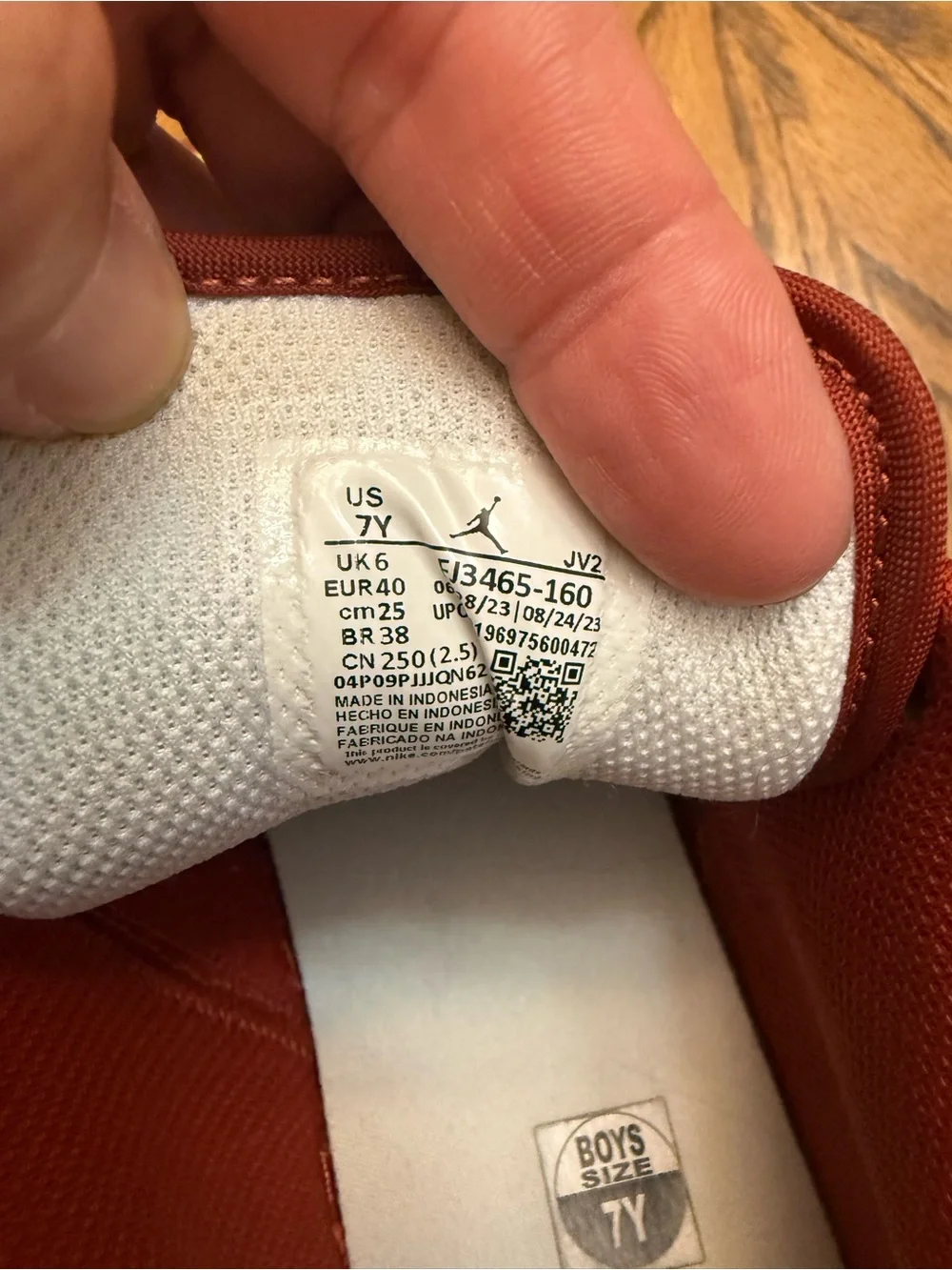 Nike Red and White Kids Low-Top Jordan Sneakers